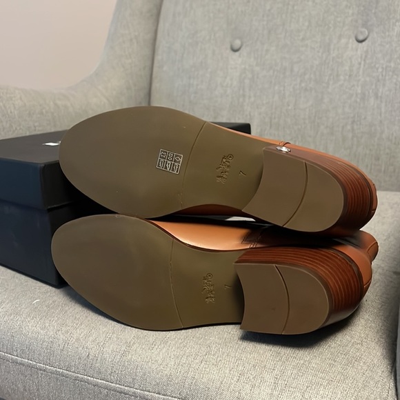 Coach Dannie brown Leather zipper ankle bootie size 7 - Picture 8 of 8